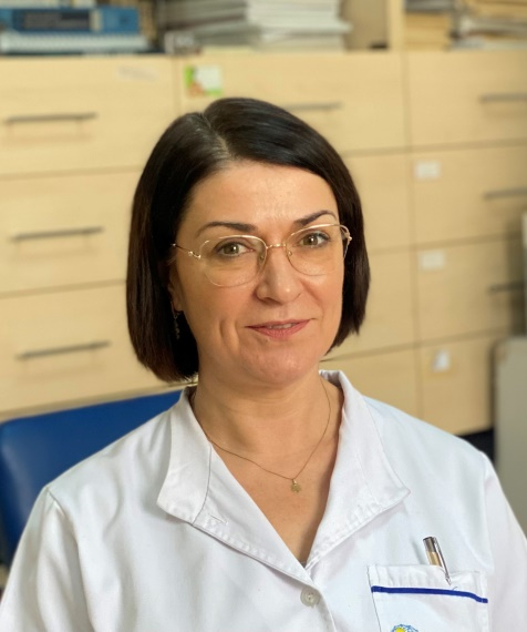 Dr. Adriana Diaconeasa